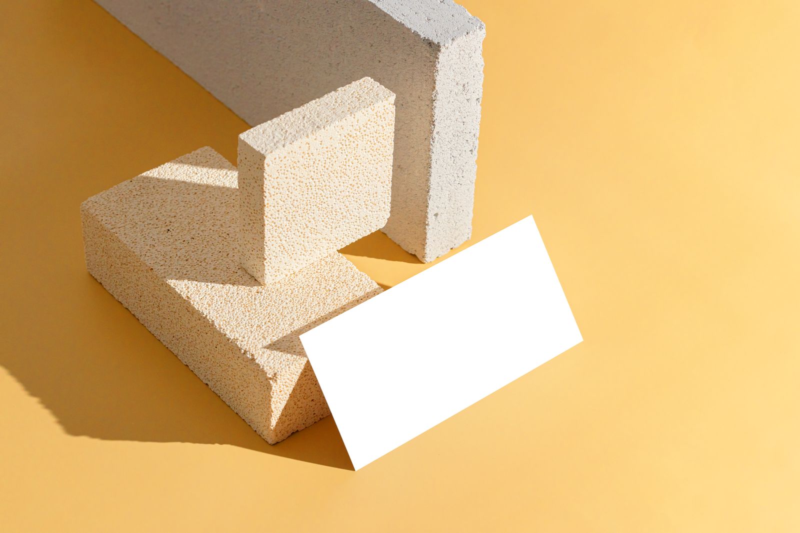 %titre de l'article% Blocs de construction isolants : béton cellulaire, terre cuite et blocs isolants assurent l’isolation répartie