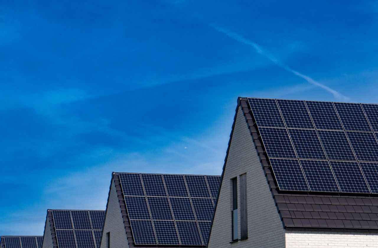%titre de l'article% Maison moderne économe en énergie, accompagnée par des professionnels de l’énergie